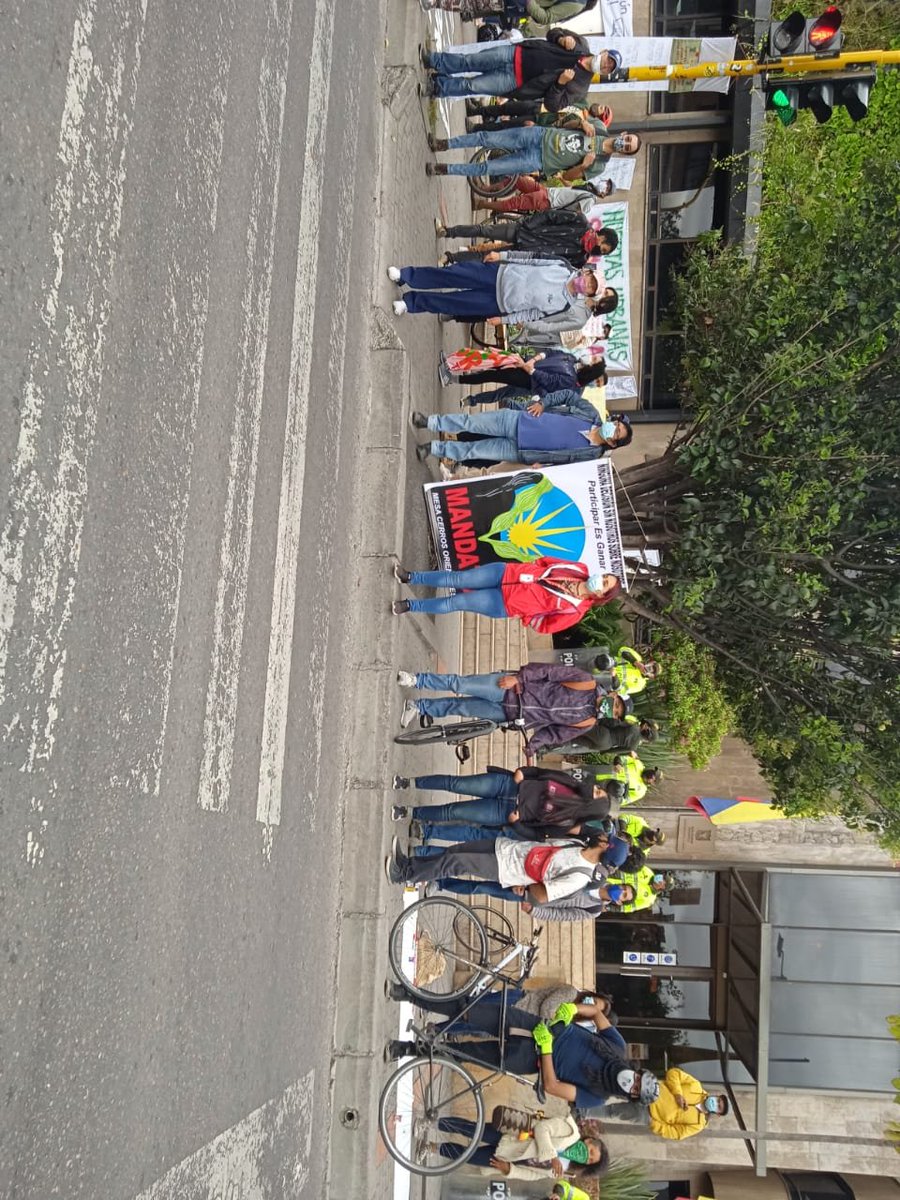 #ParoAmbiental2F  #QuePareElEcocidio por las intervenciones negativas en los territorios, la ausencia de un diálogo constructivo con el Distrito, el daño a los ecosistemas y su conexión y ahora atacar a quienes lo defienden <a href="/unep_espanol/">Programa ONU Medio Ambiente</a> <a href="/ONU_es/">Naciones Unidas</a> <a href="/elespectador/">El Espectador</a> <a href="/mesacerros/">Mesa de Cerros</a>