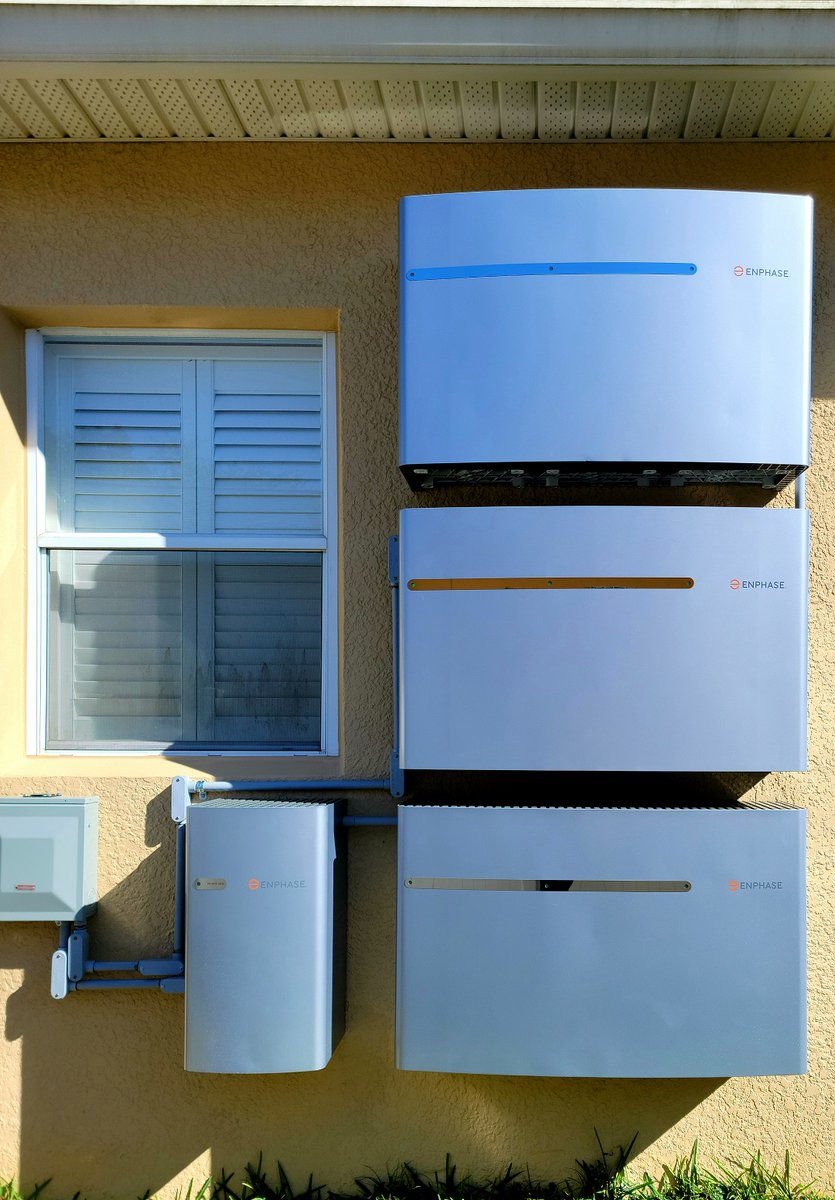 incorvm's tweet image. Some shots of the installation.