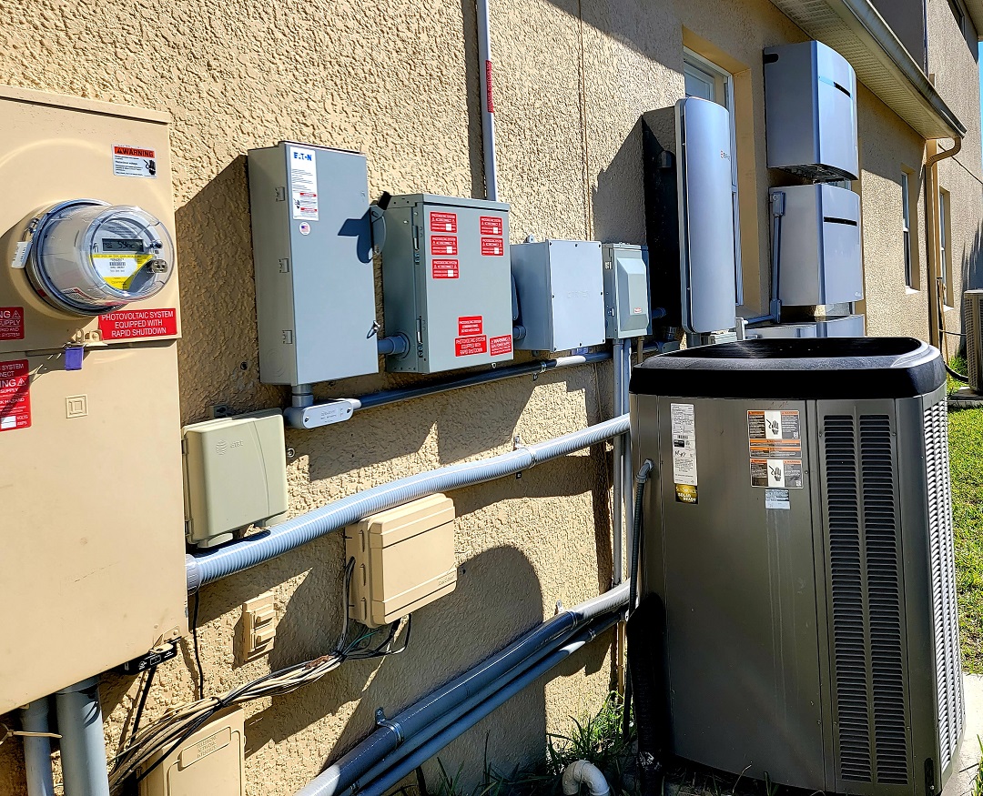 incorvm's tweet image. Some shots of the installation.