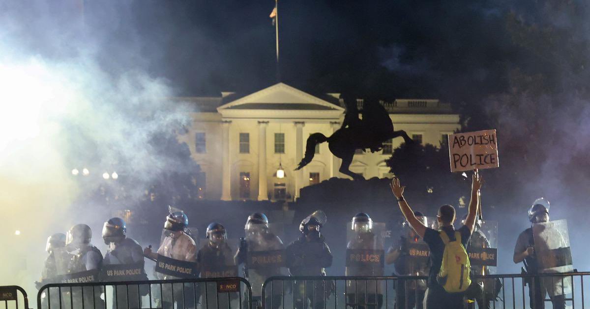 Remember when BLM & Antifa sieged the White House last year, injured 60 secret service officers, and set the historic St. John’s church on fire Then Trump had them cleared out w/ tear gas & Democrat politicians/pundits defended the violent terrorists as “peaceful protesters”?