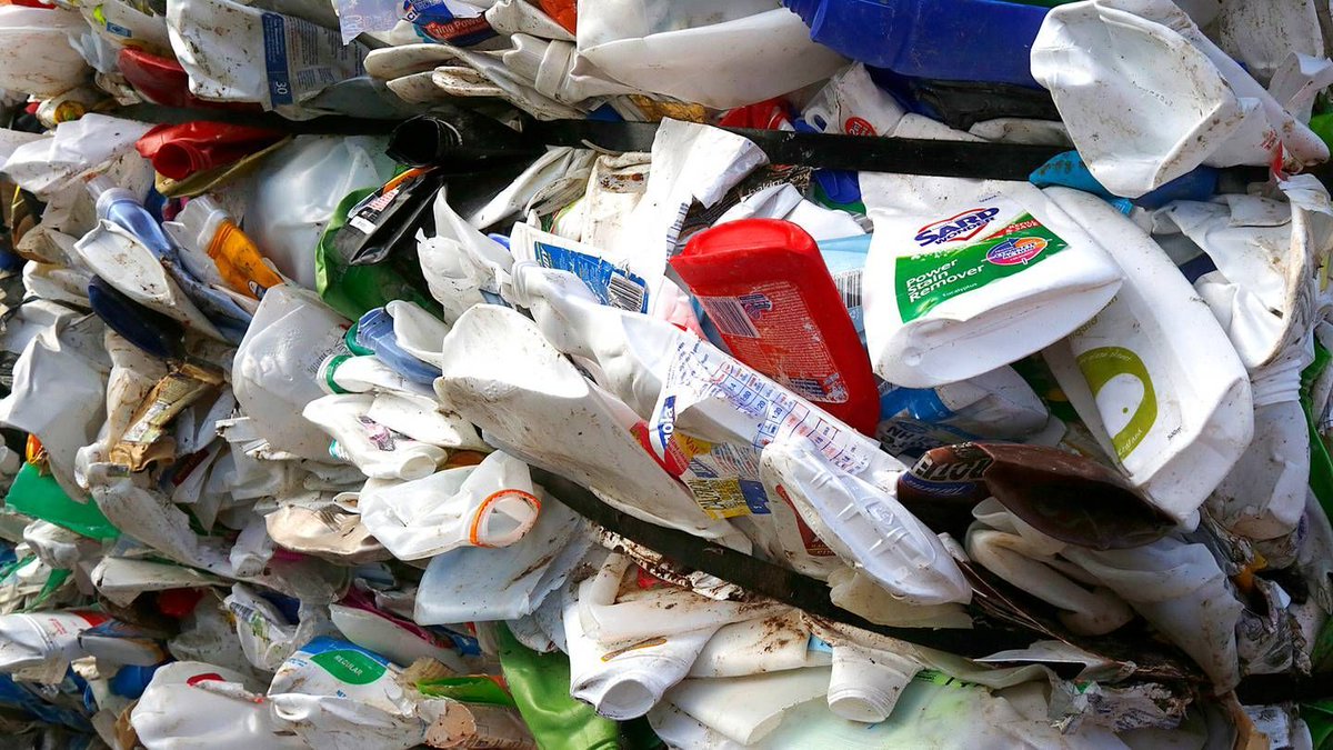 refillnz's tweet photo. "New Zealand puts 800 shipping containers full of plastic into the environment in a year".https://t.co/0SLJsjuCFQ
An easy way to reduce your plastic- take the Refill Challenge https://t.co/Ndf3yRzjYf
#refillchallengenz #plasticpollution #refillchallenge https://t.co/IGsgm8g6mX
