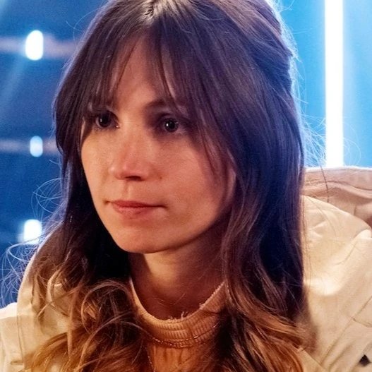 2. waverly "she looks depressed. probably sarah. she’s been a sarah all her life." 