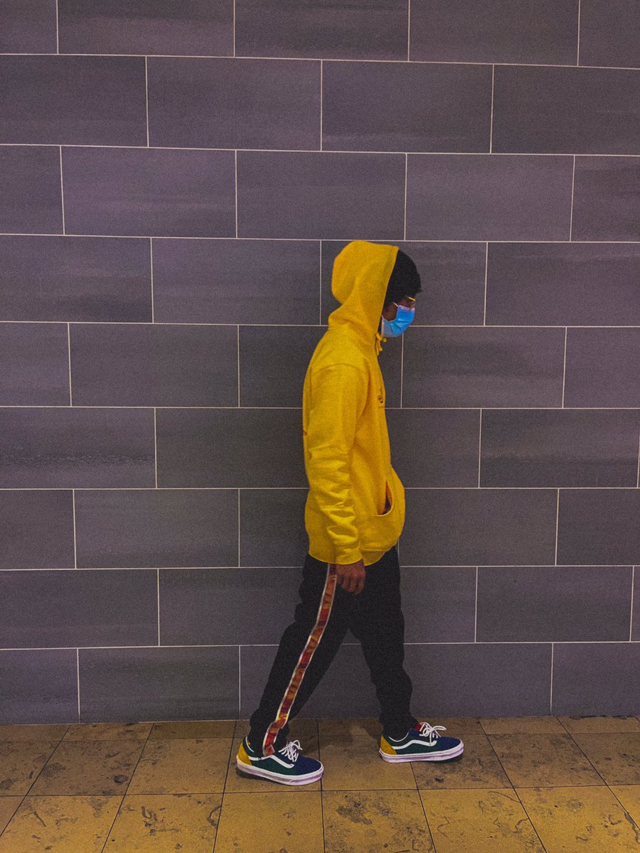 OLCLOTHING's tweet photo. 🍊FEATURING @zero_2is 🧡🟠 https://t.co/rrNU0NvjLA