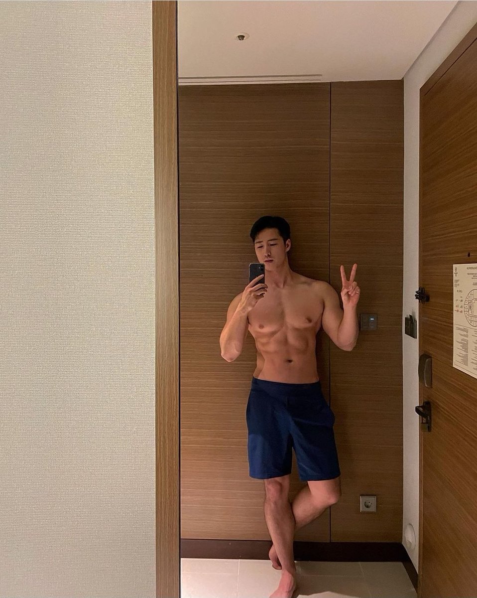 DmvSc2's tweet image. HAVE MERCY!!!!! #ModelBae #TastyTuesday