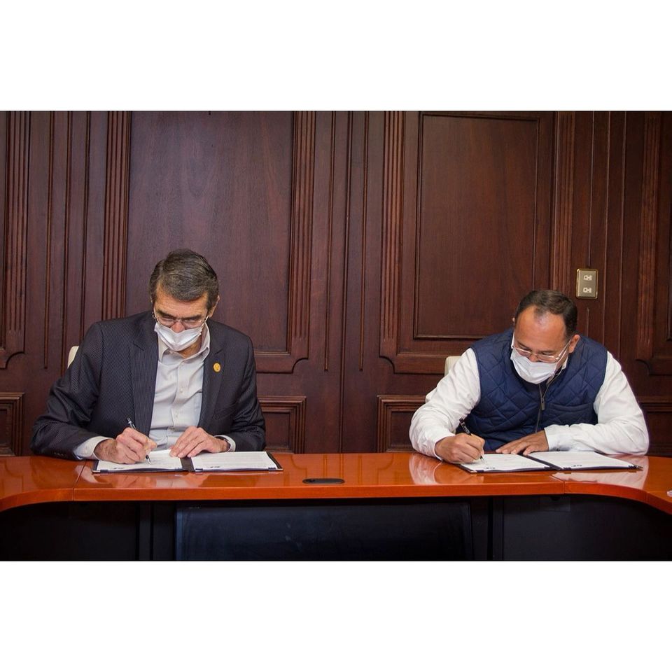 UTMarTVinc's tweet photo. Firma de convenio entre la Universidad Autónoma de Tamaulipas y la UTMarT para el impulso de acciones en materia de investigación, científica, académica, de movilidad estudiantil y de profesores,etc.

#utmart #uat #educacion #tamaulipas #convenio #compromisos https://t.co/mzRzABNOg3