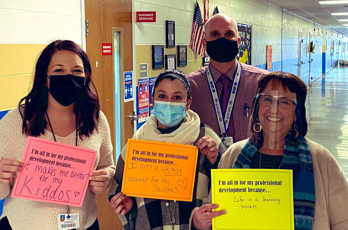 TheWulffs's tweet photo. @TiffanyHoyos1 @MCPS_SCA_Tweets LWMS celebrating day 2 of national school counselor week with our principal, Mr. Greene! https://t.co/KRr7e429sc