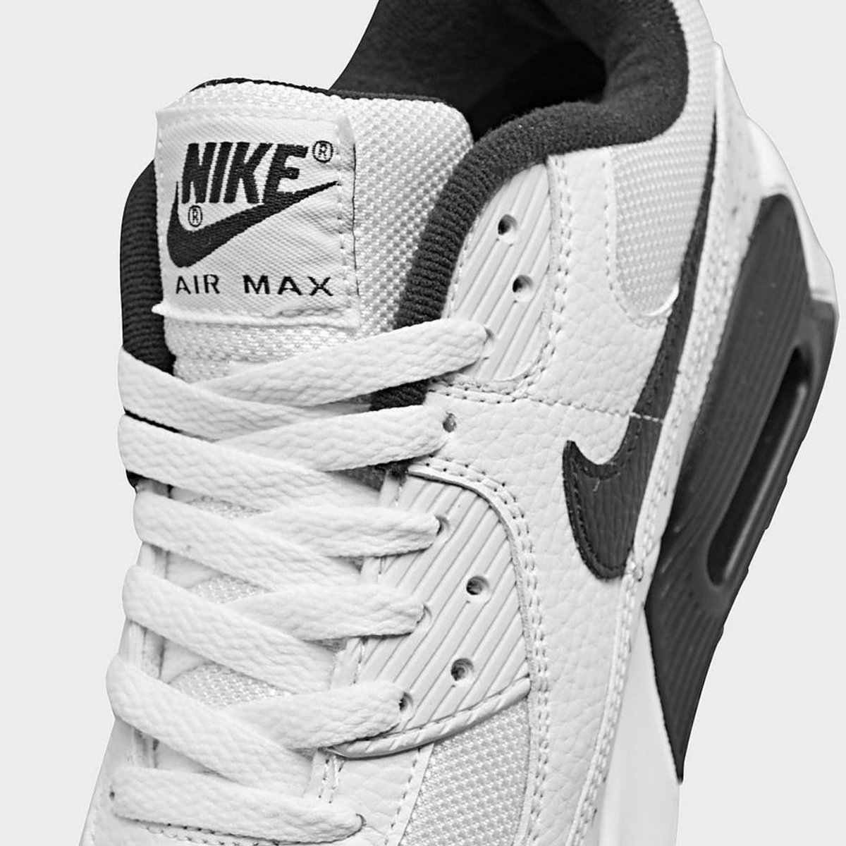 SNKR_TWITR on Twitter: \