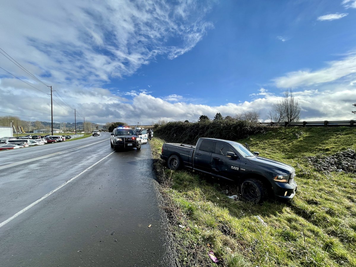 LongviewPD's tweet image. Longview Police officers have a suspect in custody following a vehicle pursuit related to a report of shots being fired from the vehicle at another motorist. Frontage Road is closed between 3rd and 7th for the investigation.