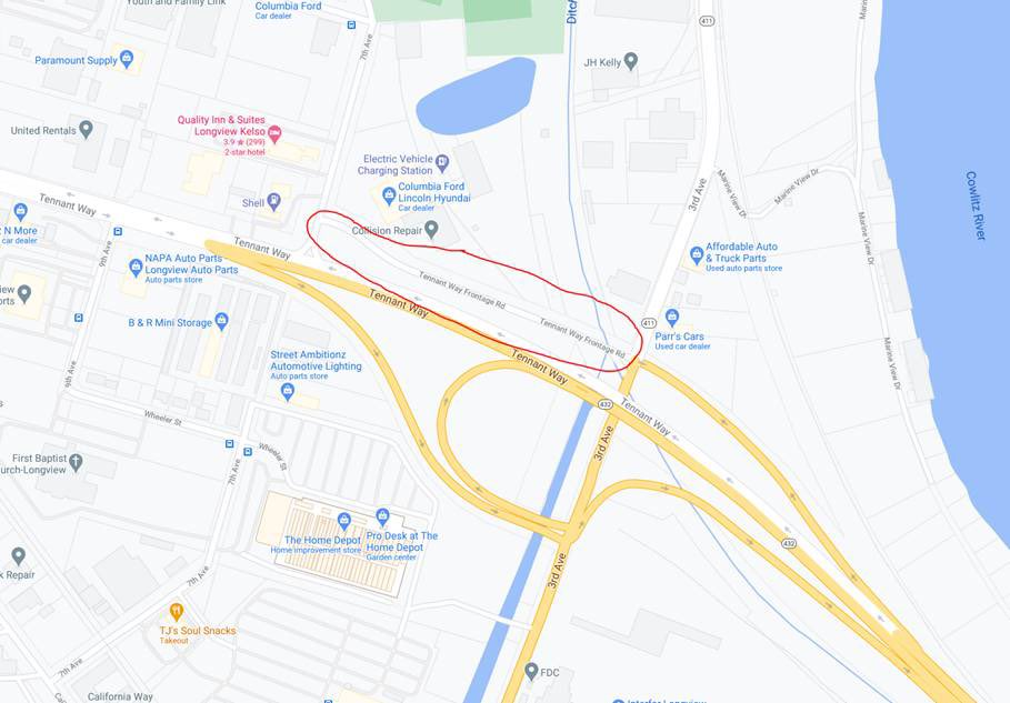 LongviewPD's tweet image. Longview Police officers have a suspect in custody following a vehicle pursuit related to a report of shots being fired from the vehicle at another motorist. Frontage Road is closed between 3rd and 7th for the investigation.