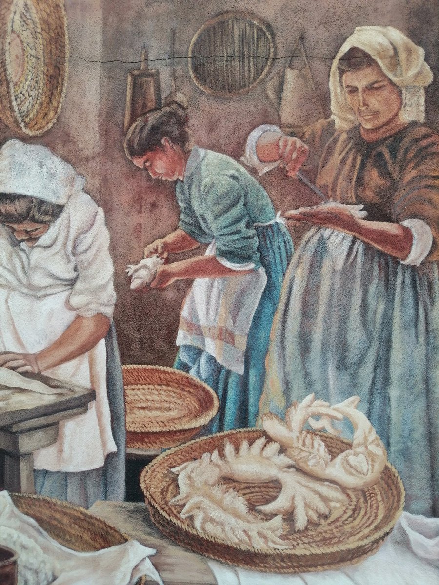 Caterina_Sanna's tweet photo. Intarsiatrici di pane.
#murale
#Borore #Sardegna https://t.co/I0RecQgDJV