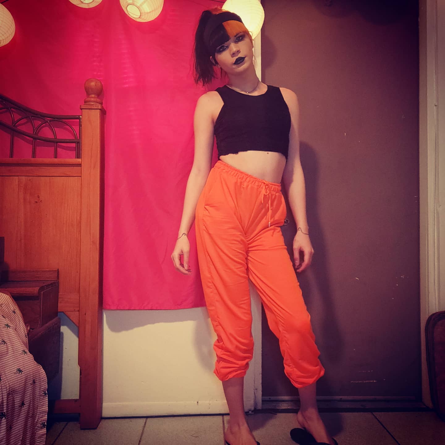 3 pic. Im living for this look🧡🖤 #trans #makeup #Florida #LifeAfterCovid19 #mtftransformation #LGBTQ #Egirls https://t.co/e0VGRVWzKd