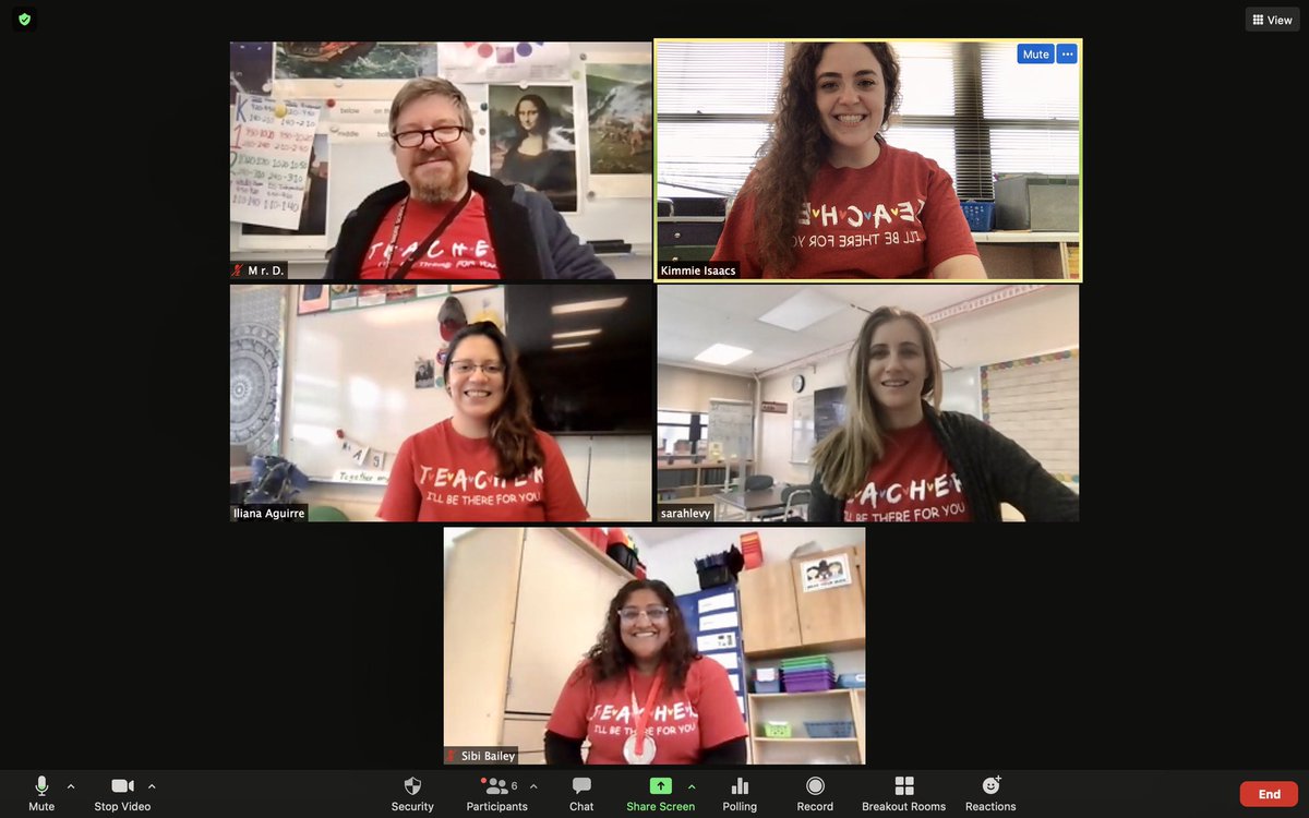 kdisaacs's tweet image. 4th Grade is back in the building and collaborating! #Inthistogether #112Leads #4thgradeteam #4ro2020 #RocketsSoar