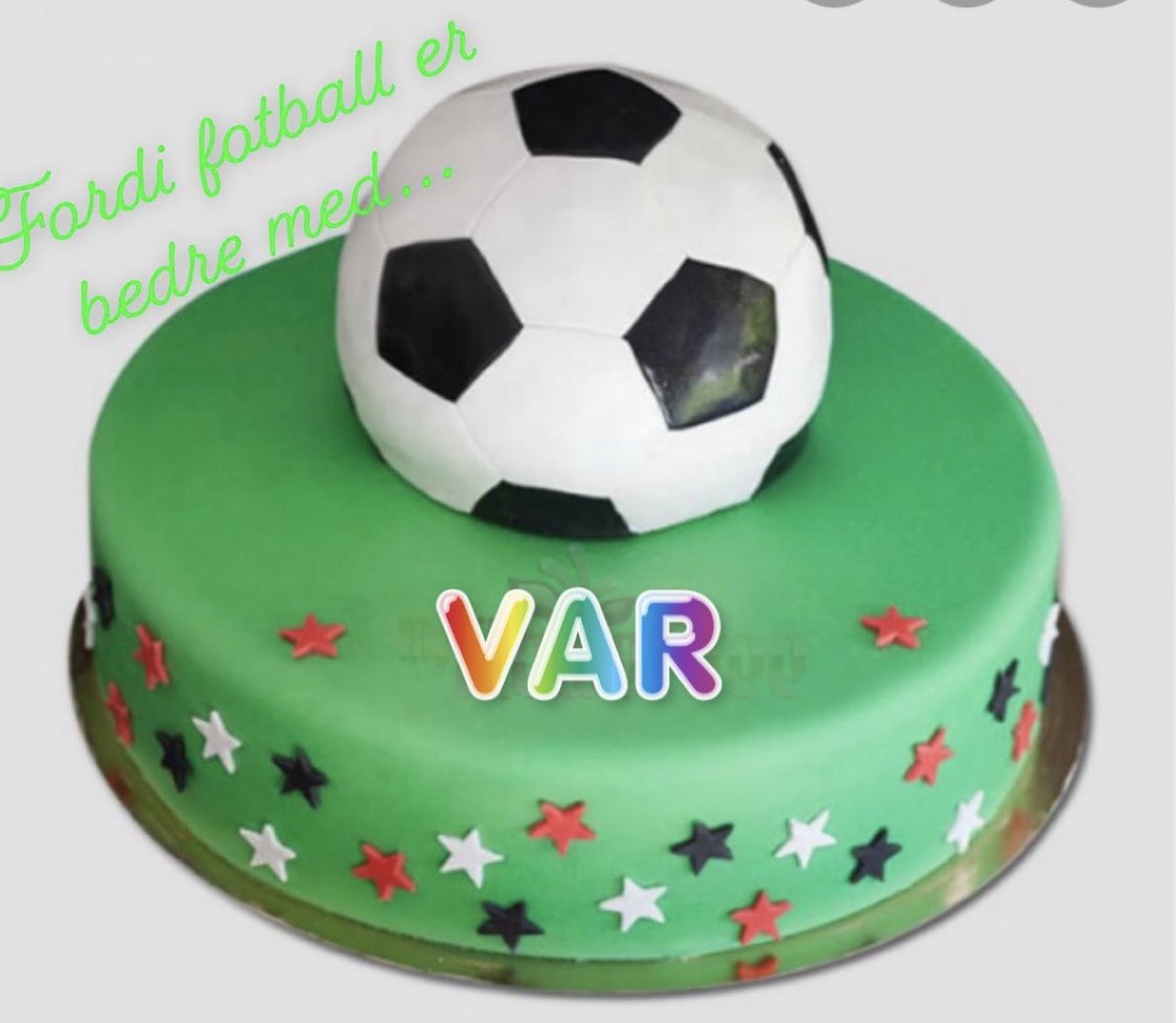 Er det noen der ute som har lyst på et stykke VAR-kake? #2pl @Unitedno