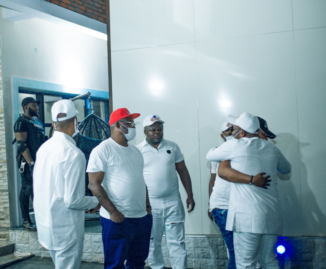 Spanish Kingdom Pool party was a blast💥💥💥
Great Jamz from the best DJ in town, games, Comedy &amp; lots more..
#fun #PMSOculusOlympics #SundayBrunch THE BEST #poolside #luxurylingerie #DjKaywiseOmoluabi #DJCuppy #DJ #Nigeria #NigerianIdol #cubana #LAY #layconxfire #EricaNlewedim