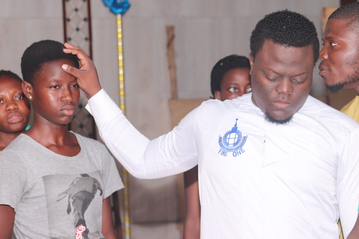 DandjinouAaron's tweet image. La quantité d'ennemis que tu as aujourd'hui détermine la quantité d'escaliers pour ton élévation.✨
#ApotreMegChanvoedou
#FireOne
#FinalFireMinistry