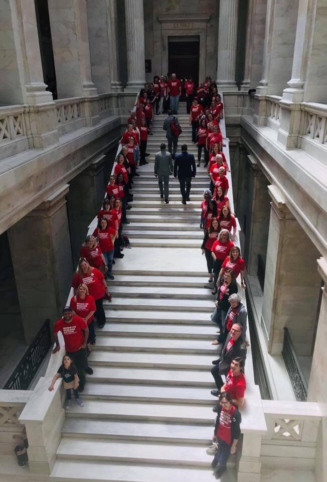 EVELYNNGSMOMMY's tweet photo. “The no’s have it” is a beautiful phrase today in Arkansas as #SB24 fails in committee. Thanks to @MomsDemand volunteers and community partners @NAACP, @Citizens_First, and more who worked tirelessly to educate lawmakers &amp; the public on the dangers of #StandYourGround. #ARLEG https://t.co/I2j4AKSY2b
