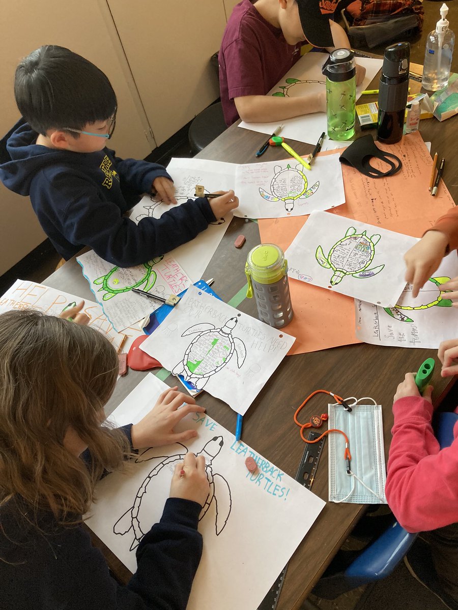 TseJeff's tweet image. Division 6 working on some posters today to spread awareness about sea animals at risks! @GetKahoot questions making tomorrow before we post the posters and challenge classes to a fun quiz!! @seasmartschool @renfrewschool 
#inquiryproject #collaboration