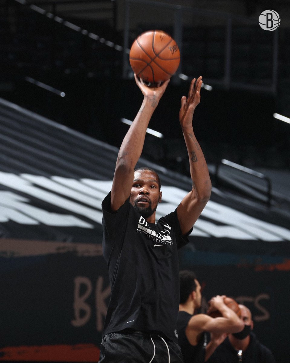 BrooklynNets's tweet photo. 🗣 YOUR #NBAAllStar VOTE FOR #KEVINDURANT COUNTS DOUBLE TODAY. RETWEET PLEASE AND THANK YOU. https://t.co/IUNT3nOJMo