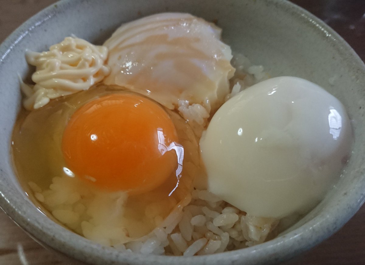 び ちゃん Team Ute على تويتر 卵かけご飯の基本は 卵とご飯の美味しさをと思っているので 白だし 卵のふりかけというシンプルなのは好き スッキリ