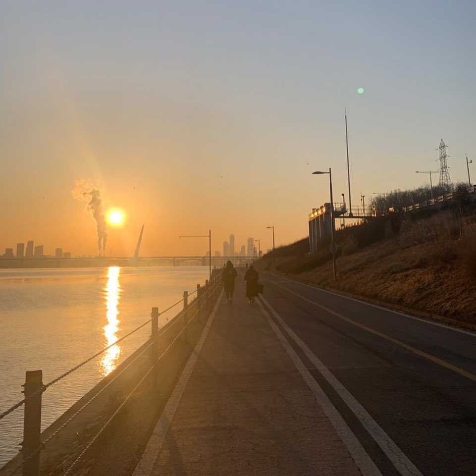 윤지 인스타그램 #차선우

instagram.com/p/CKztgGVHzBh/…