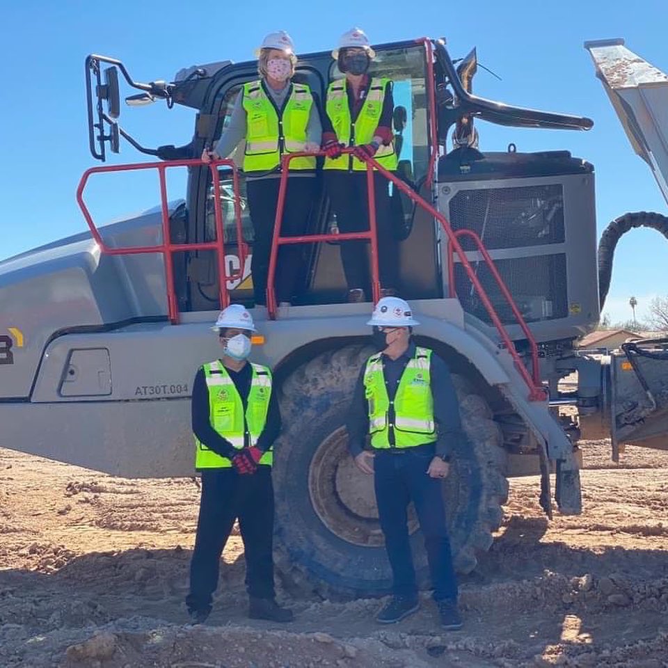art_phx's tweet photo. We are underway! Keep an eye out for updates and progress photos over the next couple of years as we realize one of the most ambitious undertakings in the history of the campus. @RoyalOaksLLC @PerkinsEastman @Sundt @coevanloo @IMEGcorp @PKAStructural @westwoodps https://t.co/MDgKOEgaOR