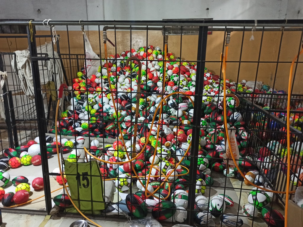 SourceProInspe1's tweet image. Football Inspection 
Send Email at &quot;inquiry@sourceproinspection.com&quot; OR
Visit sourceproinspection.com
#sourcepro #sourceproinspection #inspection #Qualityinspection