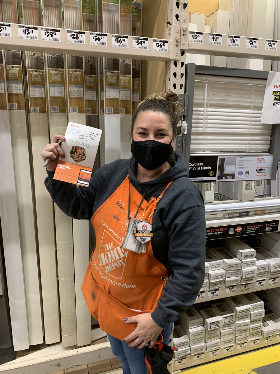 Celebrating some more credit all stars and milestones!! Congrats Crystal on your milestone and achieving credit all star! Ashley earning another milestone!! 🥳🥳