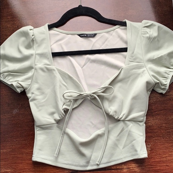 Angimclovin's tweet image. So good I had to share! Check out all the items I'm loving on @Poshmarkapp #poshmark #fashion #style #shopmycloset #zaful #shein: posh.mk/z8KLOVo1ydb