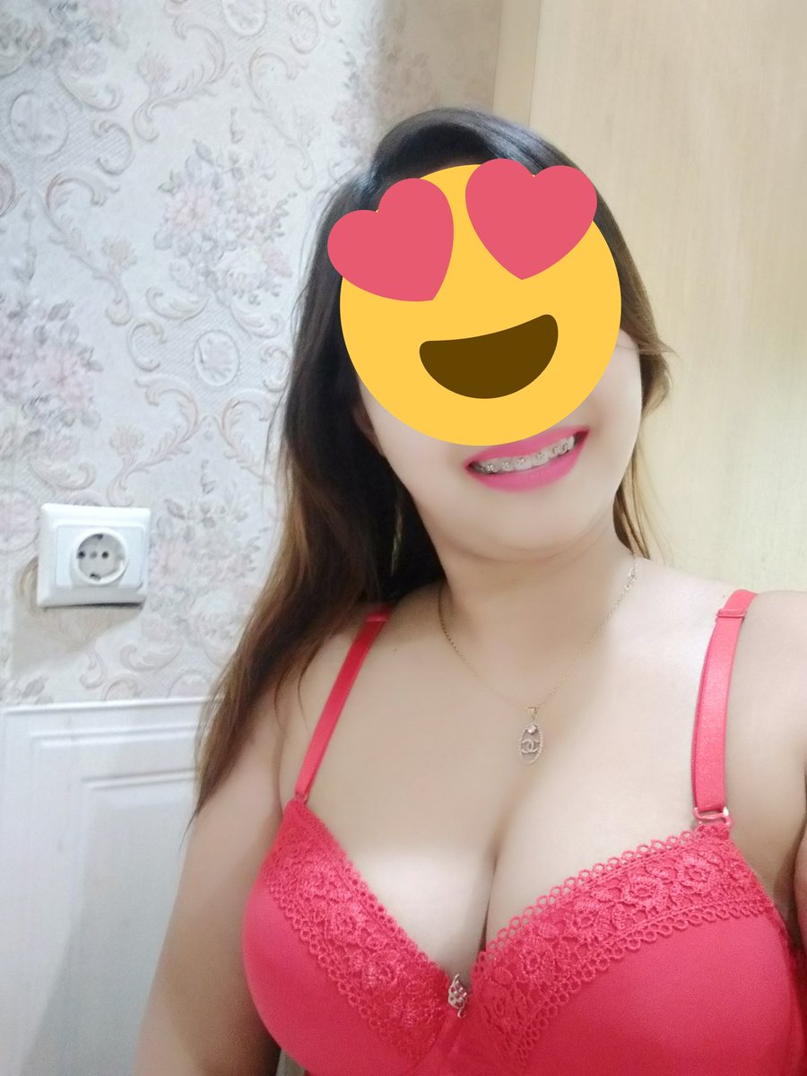 risalusie's tweet photo. Hi beb aku avail cibubur ya yuk langsung di isi aja slot buat hari ini bisa langsung dm/wa : ☎️085776585383 ditunggunya beb😘😘😘
#availcibubur 
#openBOcibubur 
#angelcibubur
#availbekasi
#availJakarta 
#bisabayarcibubur
#openbojaktim 
 https://t.co/CjeMVa1VuR https://t.co/4UI8gnhgnH