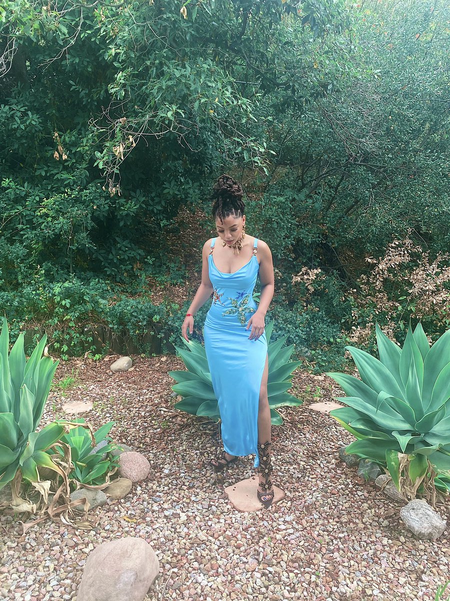 chloexhalle's tweet photo. 🌱🌿🍀🪴 https://t.co/4T4VGNZqlz