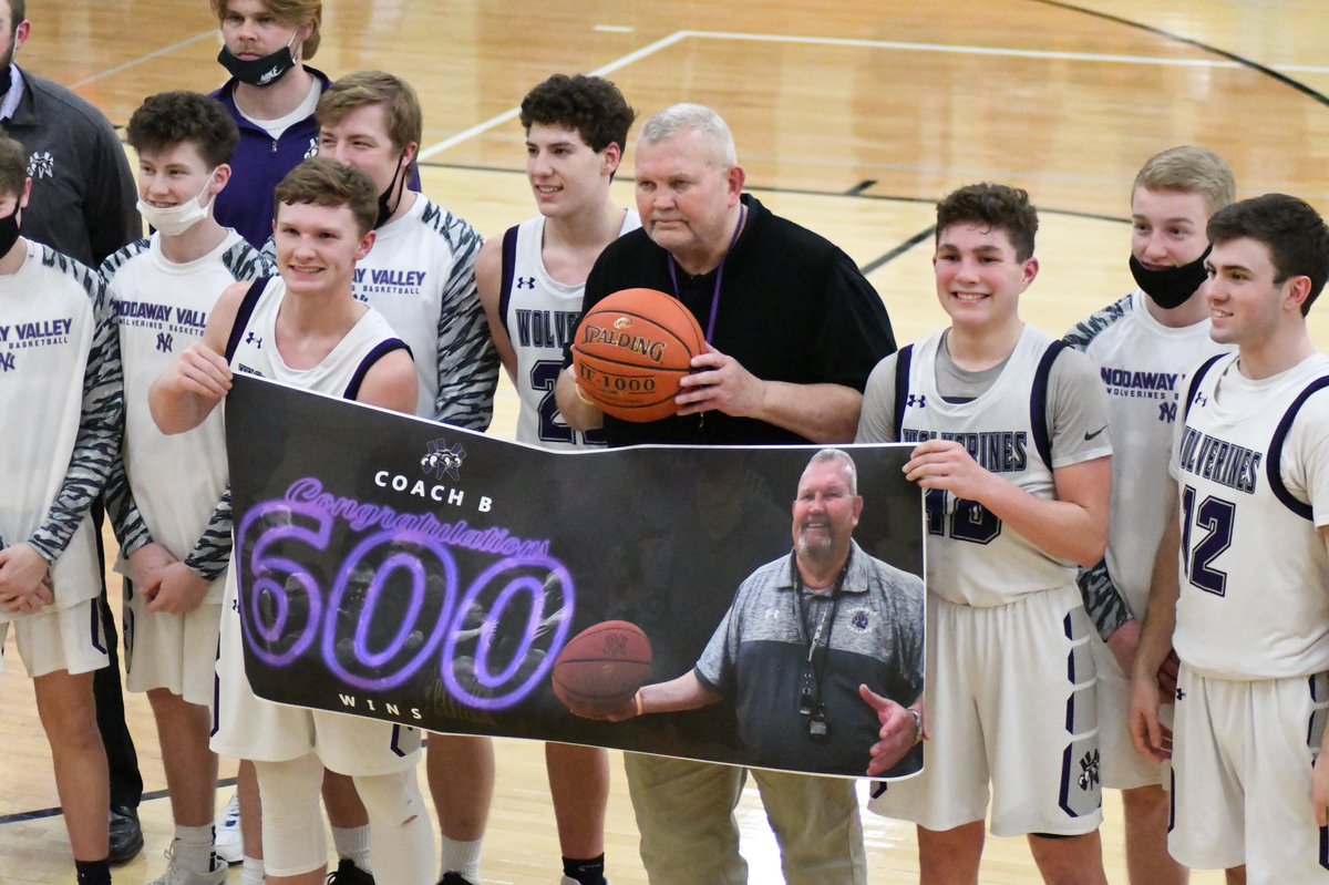 TheTylerHetu's tweet photo. FINAL in Greenfield. 

Nodaway Valley BBB: 66
Mount Ayr BBB: 53

The win for the Wolverines is number 600 all time for NV co-head coach Darrell Burmeister. That’s a lot of wins. https://t.co/lVAeorwlMz