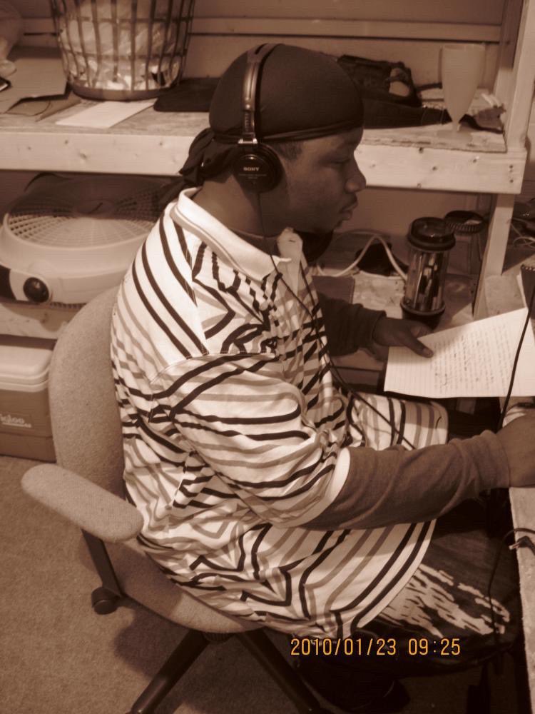 4Supa0's tweet photo. My rapping phase.. I was a goat 🐐 https://t.co/qf83qAVb3l