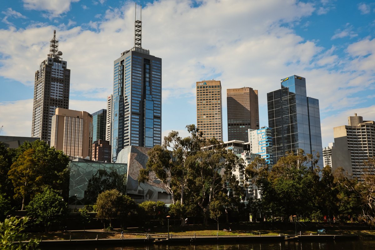 After months of #lockdown in #Victoria and periodic lockdowns across #Australia in 2020, are we going back to the #office in 2021? #backtotheoffice #returntowork #covid19 egans.com.au/back-to-the-of…