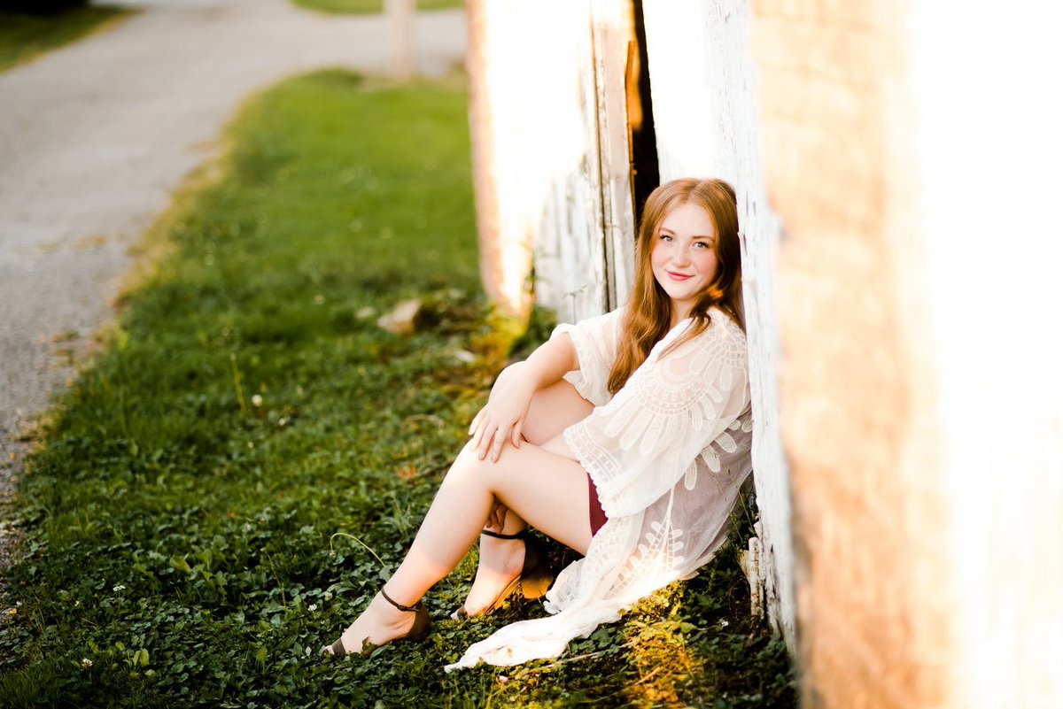 WelshMs's tweet photo. Hi! My name is Aria Welsh. I am studying Mathematics and Secondary Education at Grove City College and am so excited to start inspiring my students into a love for mathematics. Join me on my pre-service teacher and I can’t wait to learn more! https://t.co/wT8WNFt56j