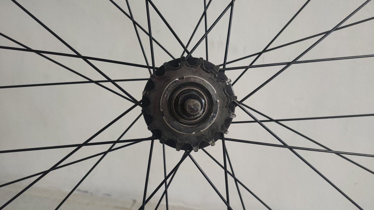 Dijual Santai Wheelset Rear (belakang) Araya 719 + Hub F44 (Loncer sekali) 32 Hole. Ringan sekali
Ban dalam dan luar Kenda 700x25. Posisi Bandung

Kondisi wheelset mulus 95%
Kondisi Ban luar : 70% 

500K Nego

WA : 081394290373

#fnfjb