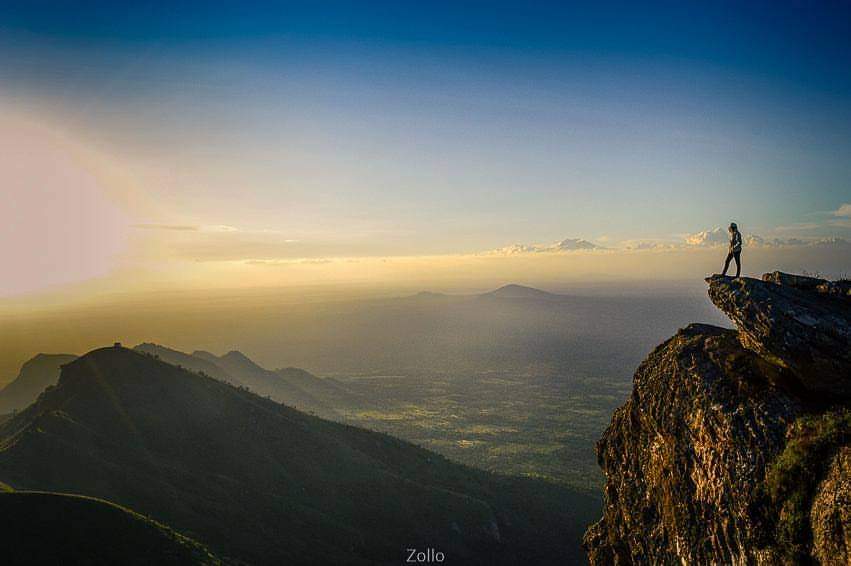zollz's tweet photo. @mohammedhersi @taitatavetagovt @MajalaMlagui @GrantonSamboja Taita Taveta Is absolutely stunning! Some of the most epic landscapes you'll ever see in my opinion. https://t.co/1A9uM46cBk