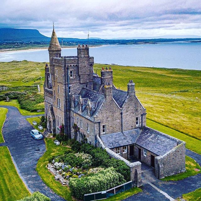 IrelandExplorer's tweet image. 📍 Wild Atlantic Way
📷 @darrenjspoonleyphoto
#ireland_gram #ireland #irish #irishpride #thisisireland #insta_ireland #irishpassion #wanderireland #roadtripireland #discoverireland #igersdublin #tourismireland #irelandphotography #topirelandphoto #loves_ireland #beautifulireland