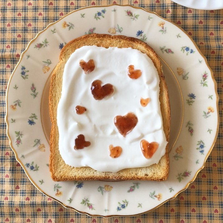Peachtea1703's tweet photo. просто милый тост 🍞🍑 https://t.co/C1vrymc3Ga