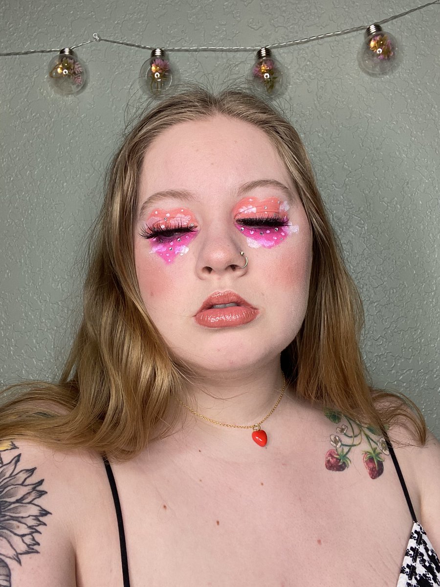 berrysweetkate's tweet photo. inspo @domallisonx 
💞 https://t.co/NC47npjLuK