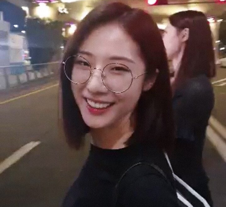 minseulthinker's tweet image. hello!! this is a new account dedicated to thinking about dreamcatcher’s and loona’s leaders, #minji and #haseul!!! please help rt to spread awareness &amp;lt;3