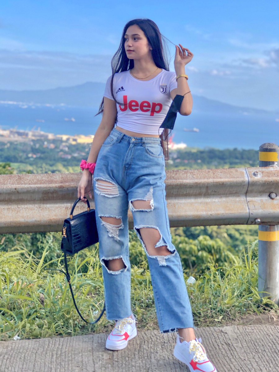 encabomjjjj's tweet image. Tangkad yarn😆