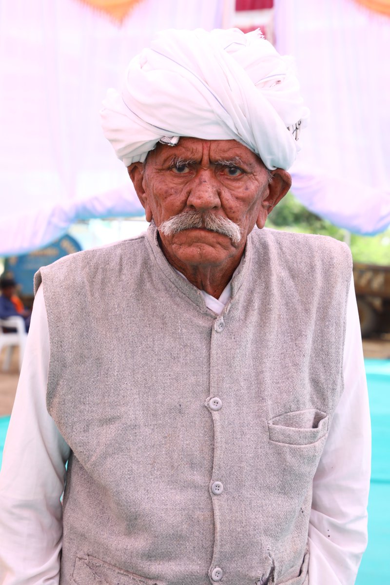 imshaileshi's tweet photo. આજ રોજ મારા દાદા ચૌધરી શીવાભાઈ રામજીભાઈ ગામ ચીમનગઢ દેવલોક પામ્યા ભગવાન એમના આત્માને શાંતિ આપે ૐ શાંતિ https://t.co/ngNOpdWqPI