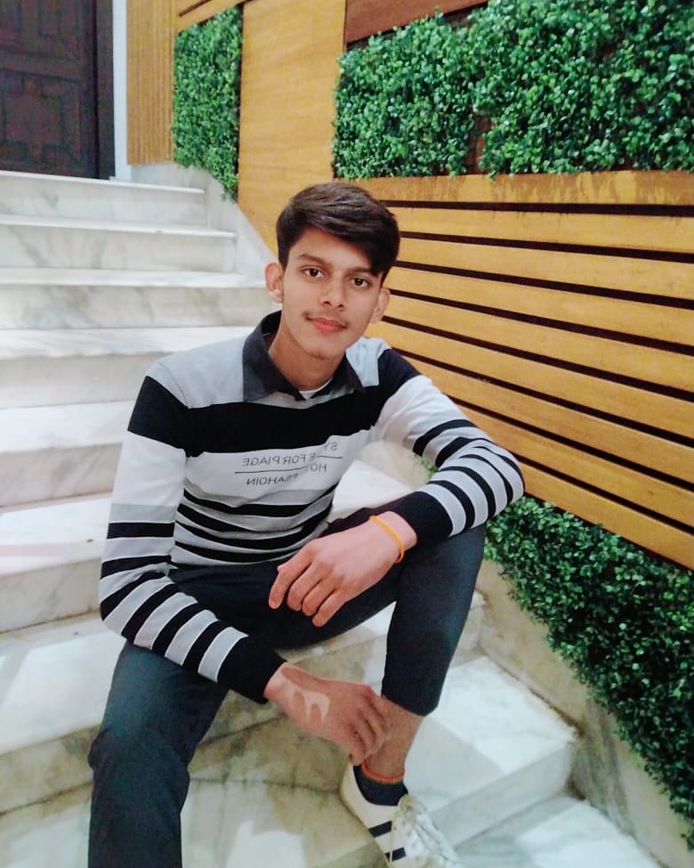Sushant11291981's tweet photo. #nocaptionforthispost https://t.co/m78Yhvd98L