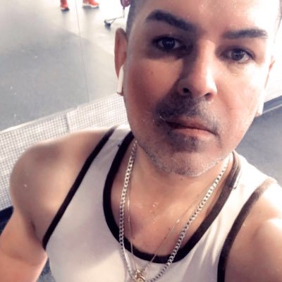 roger2112's tweet photo. #NewProfilePic https://t.co/ft6P7G7iLW
