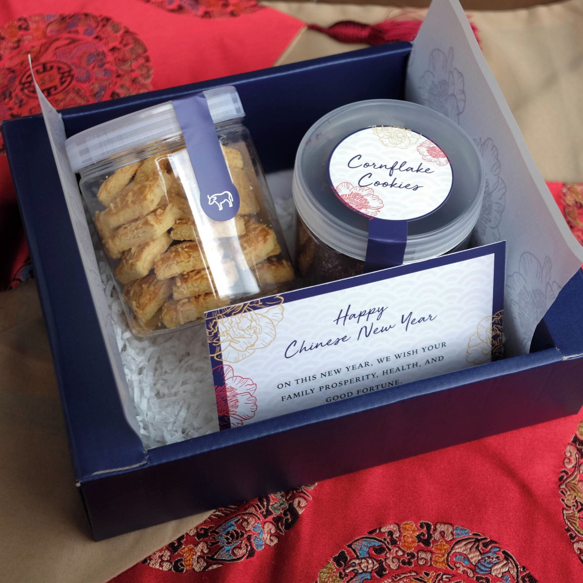 bisempurna46's tweet image. Take a closer look on the inside of the box! You can't forget to put stickers as a part of the packaging right? We really recommend the vinyl stickers as it has a doff surface and durable.⁣
⁣
#Sticker #CetakSticker  #BintangSempurna #PrintingIdeas #PrintingInnovation #Jakarta