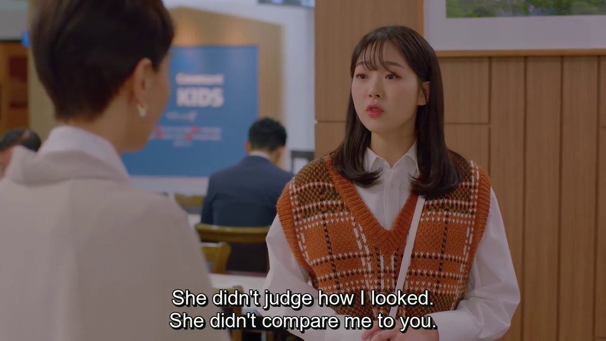 (bcs it was sounded more like appraisals than compliments). Obviously, Yechan would prefers to accept Yook Jiwoo's simple pleasantry than the aunties' one. Y'know.. compliment by comparing is also an invasion of privacy (and just indirectly rude) 