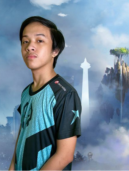viceesportsph's tweet photo. Here's why we're gonna win against @ExecrationGG tonight.🧐🤡🧐

Kidding aside, come watch us play tonight at 7PM+ SGT (after Fnatic vs. Boom series)!

#RiseNowTamaraw #ViceEsports #CreativePacificSports https://t.co/q8zhJHDvyd