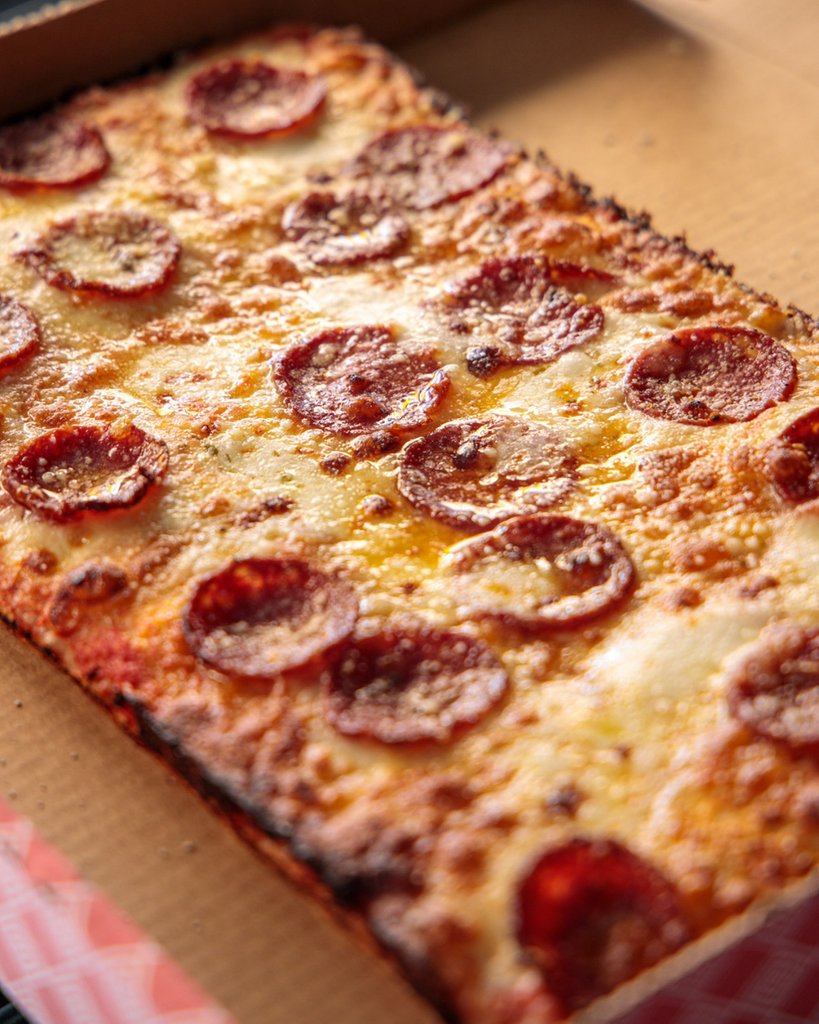 heybianca_au's tweet photo. ⭐️⭐️⭐️⭐️⭐️ 'Exceptional. One of the two heavy-weights in Adelaide - Pizzalola being the contender - this is finest pizza in Adelaide if not the country. 9.7/10' - Benjamin J #heybianca https://t.co/eo5yEHeYEm
