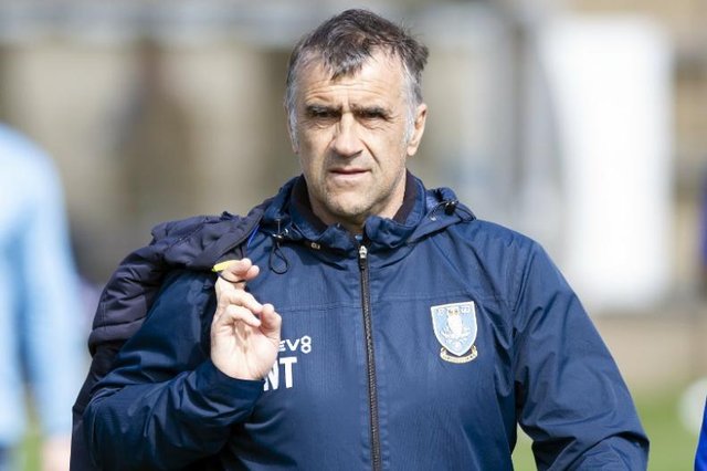 DC "Thommo, get your coat. You've pulled"