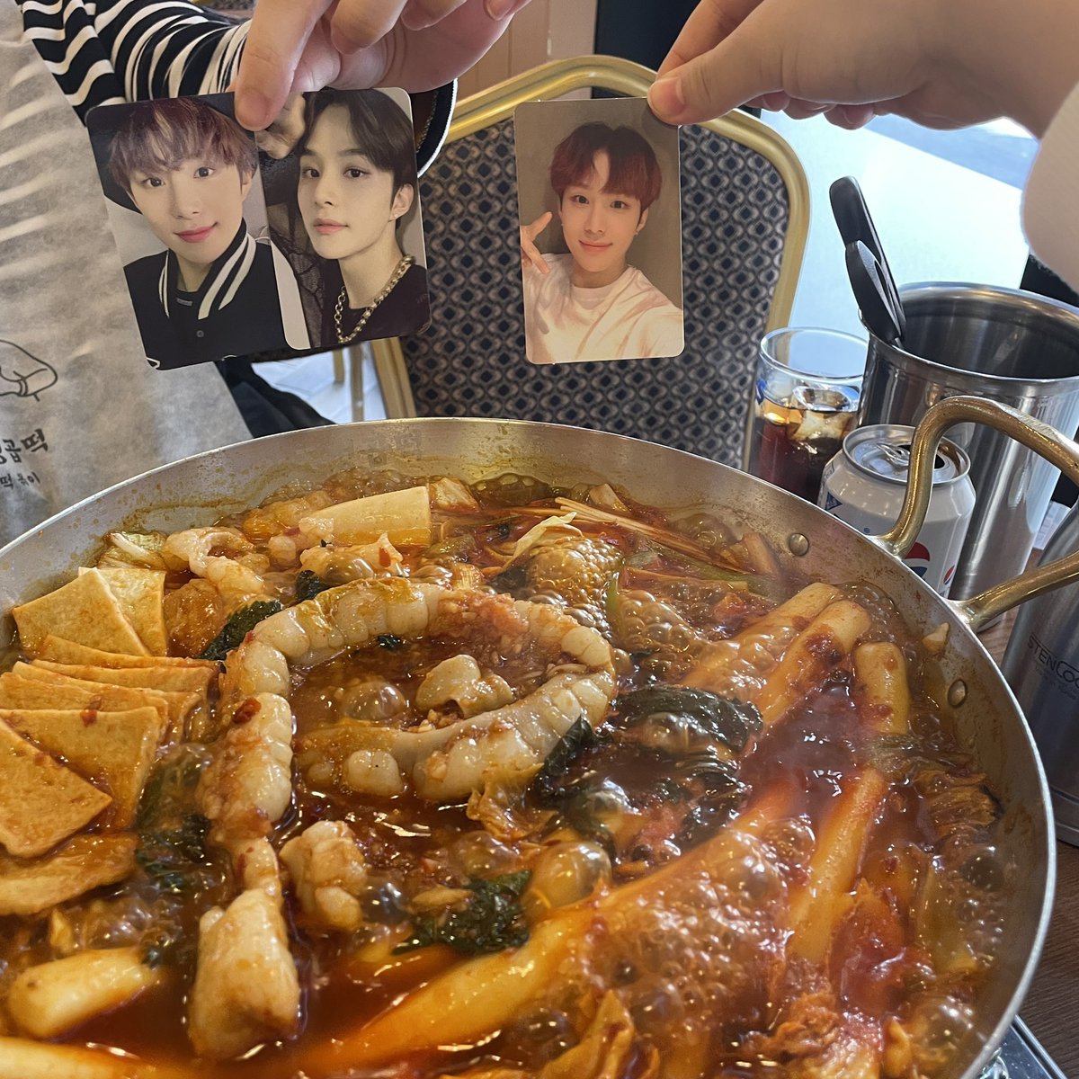 jjelly_jwlover's tweet photo. 종드랑 곱떡❤️
@kkjju_0219
#정우의_원데이식스밀 https://t.co/A3jjdBKjub